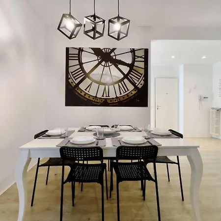Leonardo Academy & Relax 95mq Giardini E Terrazzo Apartment *